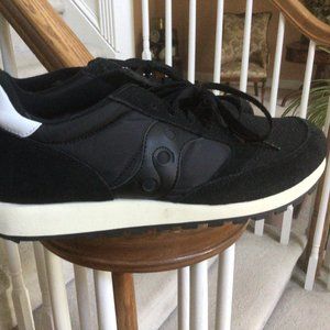 SAUCONY Mens Sneakers
